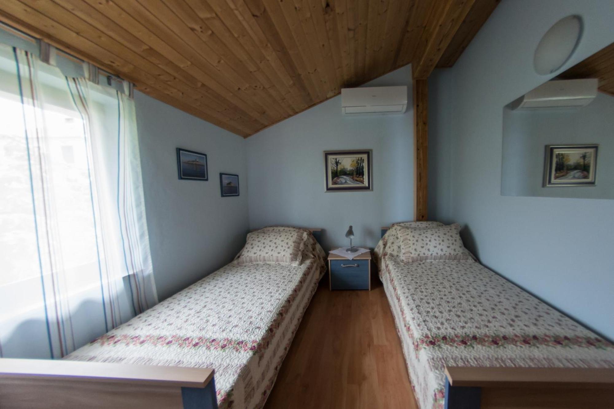 Apartments Faro&Mondo Crikvenica Quarto foto